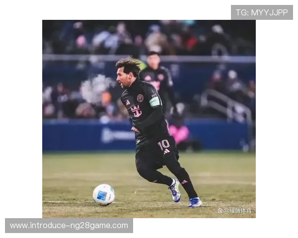 梅西加盟迈阿密国际首秀破门 全场观众热烈欢呼庆祝